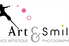logo art smile